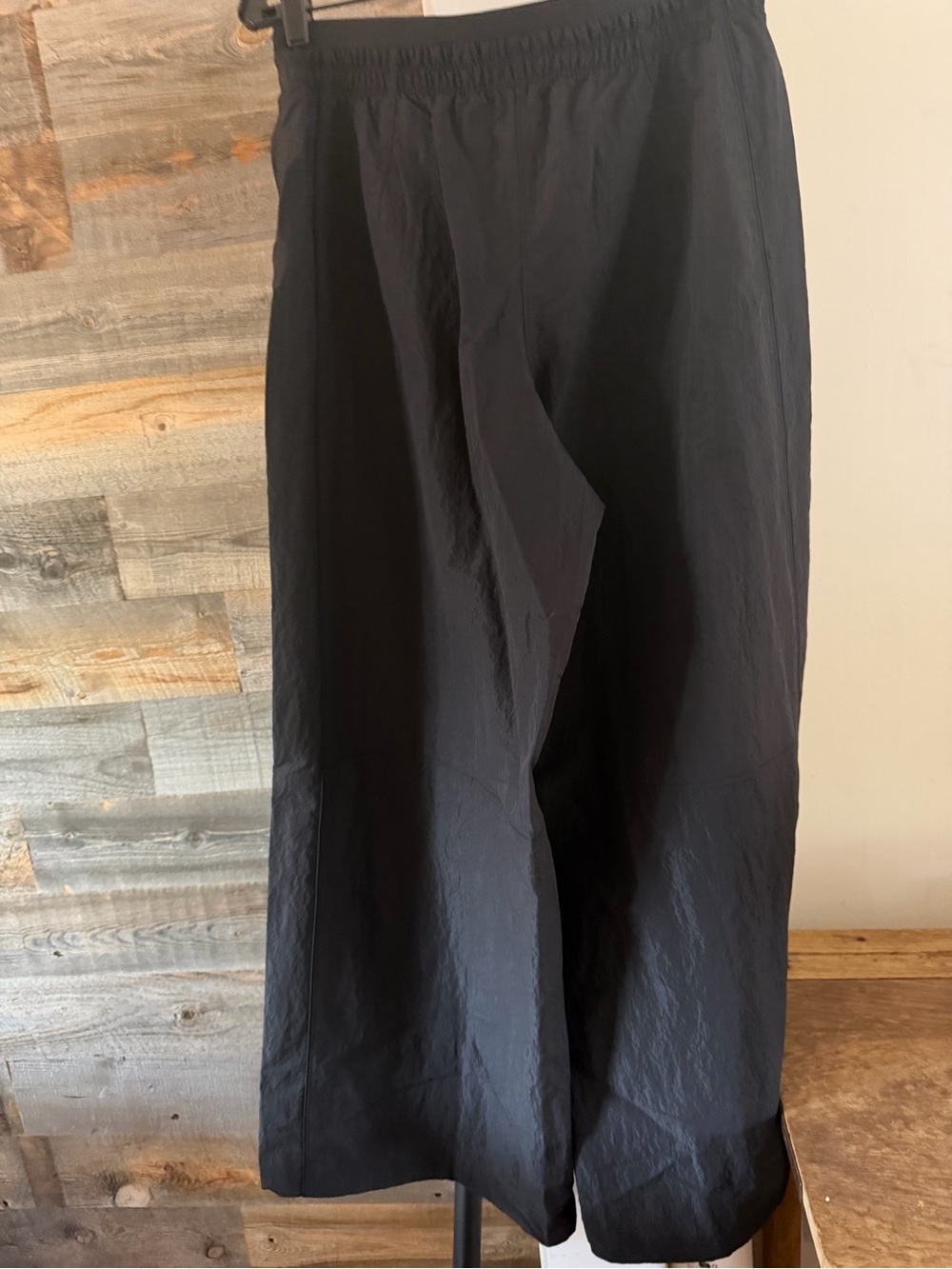 lululemon athletica Men's Black Wide-Leg Jogger Pants